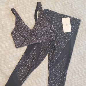 Fabletics Ultracool Leopard Print Set